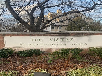 Vistas Washingtonian Woods Townhomes and Condominiums